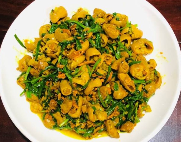 Mon-an-long-xao-nghe