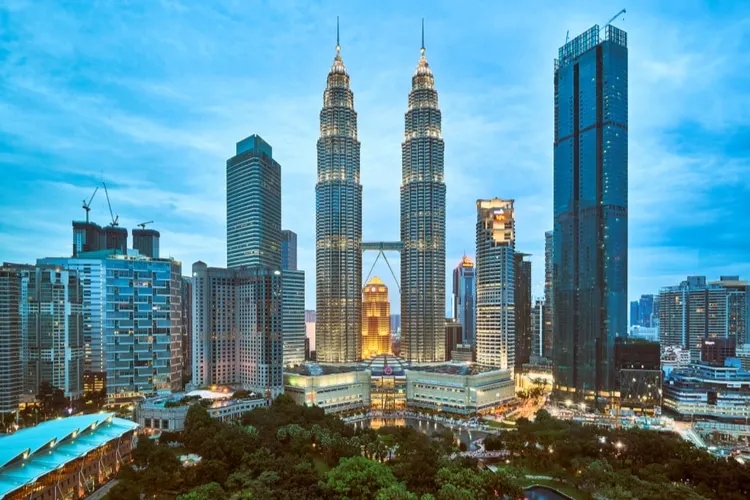 Toa-thap-doi-Malaysia